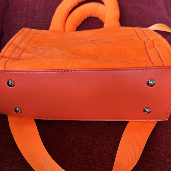 The Tote Bag in Good used condition with shoulder strap. NOT real! - Picture 6 of 8